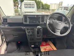 ダイハツ ハイゼットカーゴ