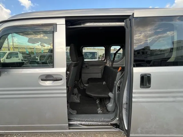 ホンダ N-VAN