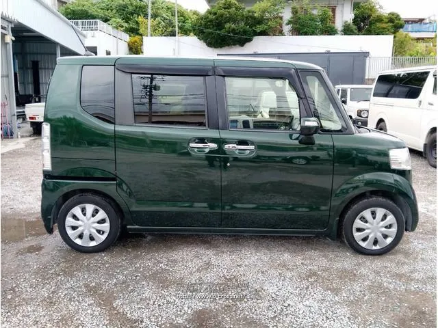 ホンダ N-BOX