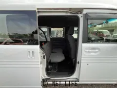 ホンダ N-VAN