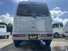 ダイハツ ハイゼットカーゴ