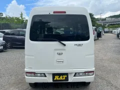 ダイハツ ハイゼットカーゴ