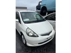 部品取車 フィット部品取車