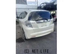 部品取車 フィットハイブリッド部品取車