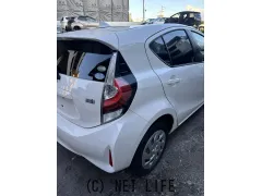 部品取車 アクア部品取車