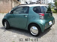 トヨタ iQ