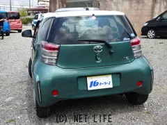 トヨタ iQ