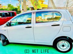 ダイハツ ミライース