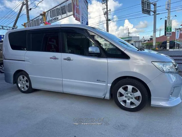 ご覧いただきありがとうございます♪気になったお車がありましたらお気軽にお電話をください♪ 日産 セレナ