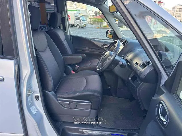 ご覧いただきありがとうございます♪気になったお車がありましたらお気軽にお電話をください♪ 日産 セレナ