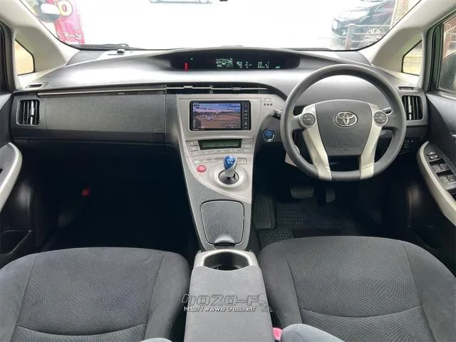 トヨタ プリウス