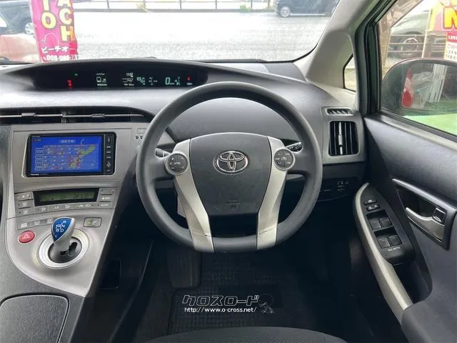 トヨタ プリウス