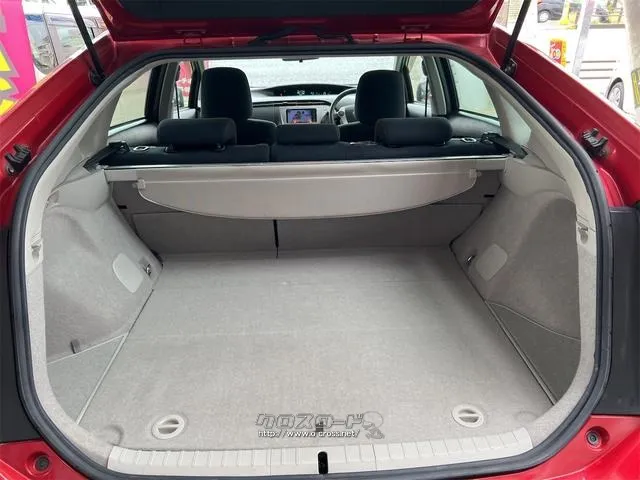 トヨタ プリウス