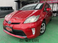 トヨタ プリウス