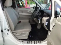 ダイハツ ムーヴ