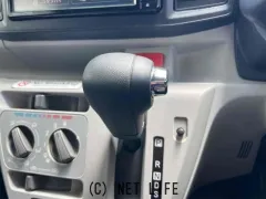 ダイハツ ミライース