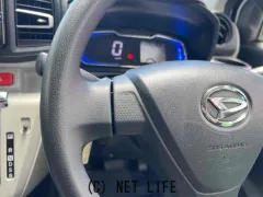 ダイハツ ミライース
