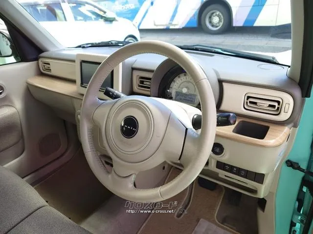 スズキ アルトラパン