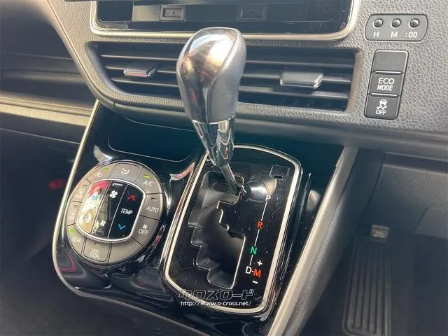 トヨタ エスクァイア