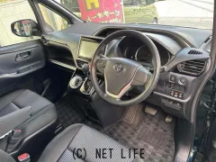 トヨタ ヴォクシー