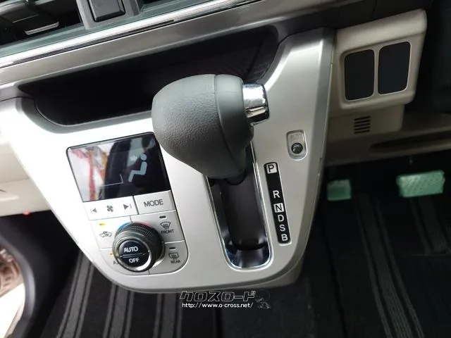 ダイハツ キャスト