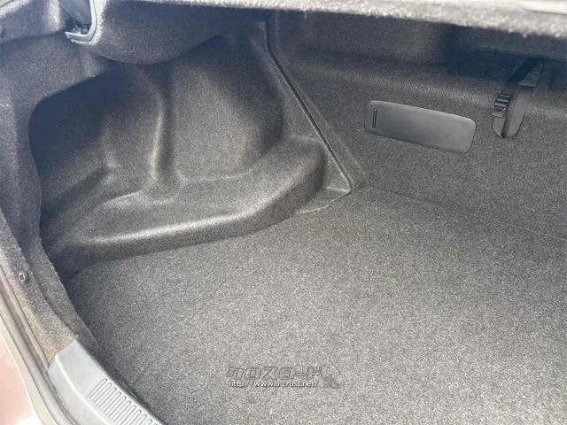 お車の知識がなくても大丈夫です!皆様のご来店をスタッフ一同、心よりお待ちしております。 トヨタ SAI