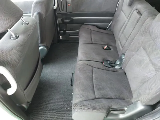 すぐにご来店頂けない場合や遠方にお住まいの方、車両状態の詳細が知りたい方はお気軽にご連絡下さい♪ ホンダ ステップワゴン