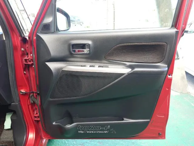 是非一度、実車を御覧ください。 三菱 eKカスタム