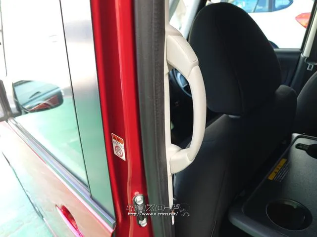 是非一度、実車を御覧ください。 三菱 eKカスタム