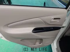 三菱 eKワゴン