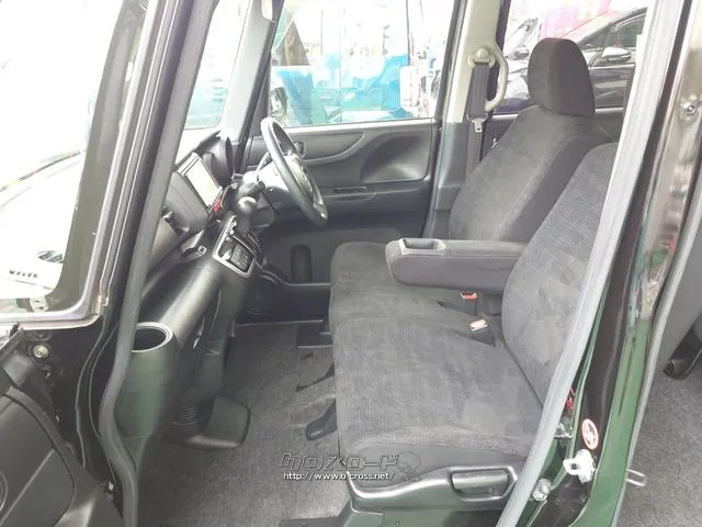 お車の知識がなくても大丈夫です!お気軽にご質問下さい!あなたのお探しの1台がここにあります! ホンダ N-BOX