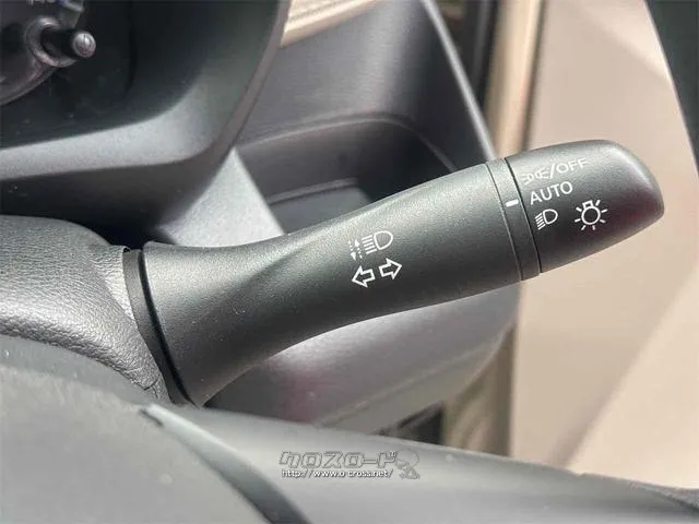 オートライトは、付け忘れや消し忘れを防ぐことができます。高速道路などのトンネルなどにも役立ちます。 日産 デイズ
