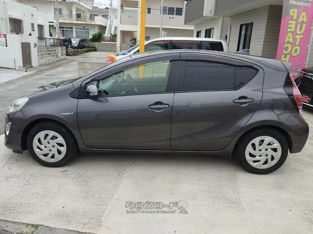 お車の知識がなくても大丈夫です!お気軽にご質問下さい!あなたのお探しの1台がここにあります! トヨタ アクア