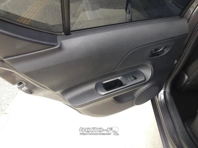 ご覧いただきありがとうございます♪気になったお車がありましたらお気軽にお電話をください♪ トヨタ アクア