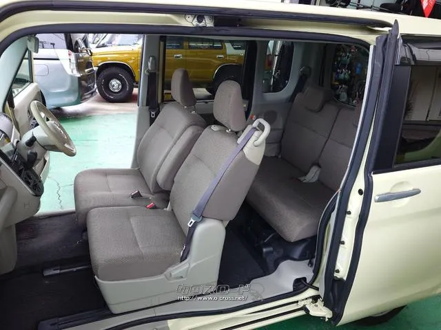 まずは気軽にお問合せ・お見積りお待ちしております。じっくり現車確認して頂けるよう、ご準備を致します! ダイハツ タント