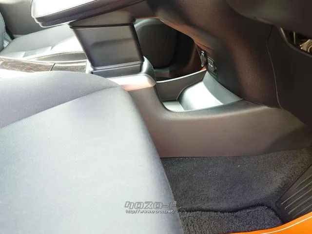 当店のお車をご覧いただきましてありがとうございます。お車についてのご質問やお見積りのご依頼、ご購入にあたってのご相談などお気軽にお問い合わせ下さい! トヨタ SAI