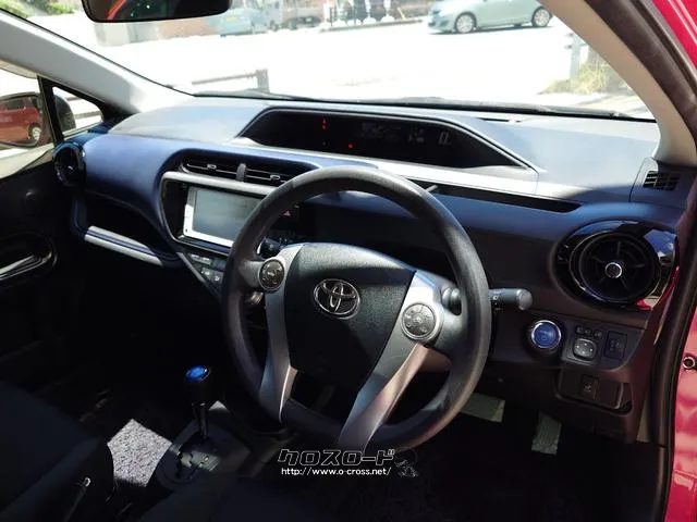 当店のお車をご覧いただきましてありがとうございます。お車についてのご質問やお見積りのご依頼、ご購入にあたってのご相談などお気軽にお問い合わせ下さい! トヨタ アクア