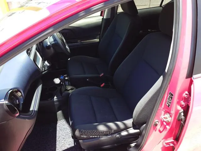 まずは気軽にお問合せ・お見積りお待ちしております。じっくり現車確認して頂けるよう、ご準備を致します! トヨタ アクア