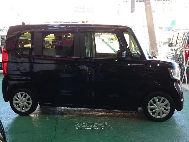 ご覧頂きまして誠に有難うございます!!是非ご来店して頂き、実際にご覧になって頂ければと思います。お客様からのご連絡をスタッフ一同、心よりお待ちしております ホンダ N-BOX