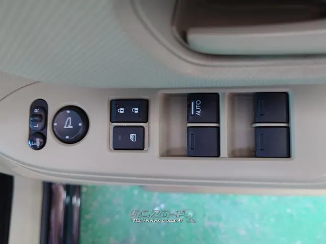 この度は当店のお車をご覧になっていただき、誠にありがとうございます。ぜひじっくりとご検討下さい。気軽にお問合せ・お見積りお待ちしております。 ホンダ N-BOX
