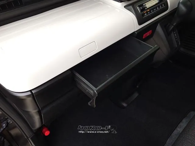 この度は当店のお車をご覧になっていただき、誠にありがとうございます。じっくり現車確認して頂けるよう、ご準備を致します! スズキ スペーシア