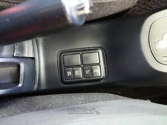 当店のお車をご覧いただきましてありがとうございます。お車についてのご質問やお見積りのご依頼、ご購入にあたってのご相談などお気軽にお問い合わせ下さい! トヨタ アクア