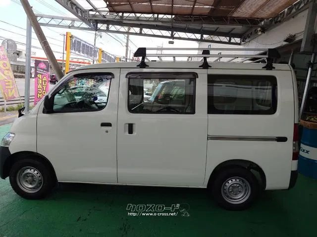 この度は当店のお車をご覧になっていただき、誠にありがとうございます。じっくり現車確認して頂けるよう、ご準備を致します! トヨタ ライトエースバン