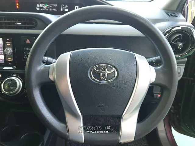 ハンドルの状態が悪いと運転に集中できませんよね。こちらの車、お気軽にお問い合わせください。 トヨタ アクア