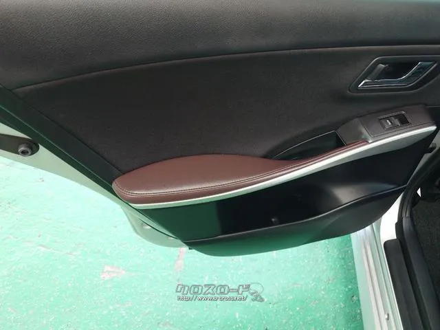 是非一度、実車を御覧ください。 トヨタ SAI