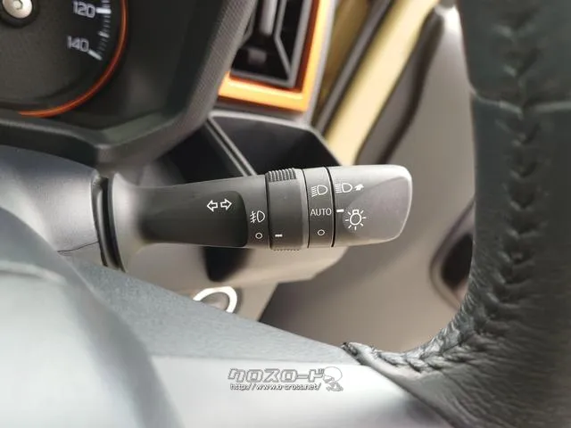 オートライト機能付きなのでつけ忘れや消し忘れの心配もありません。 ダイハツ タフト