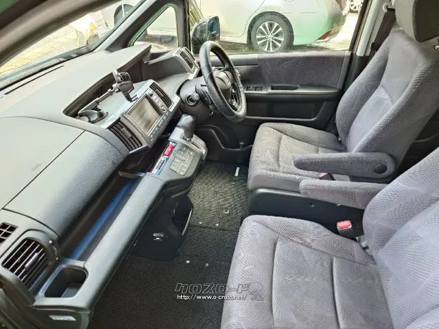 この度は当店のお車をご覧になっていただき、誠にありがとうございます。じっくり現車確認して頂けるよう、ご準備を致します! ホンダ ステップワゴン