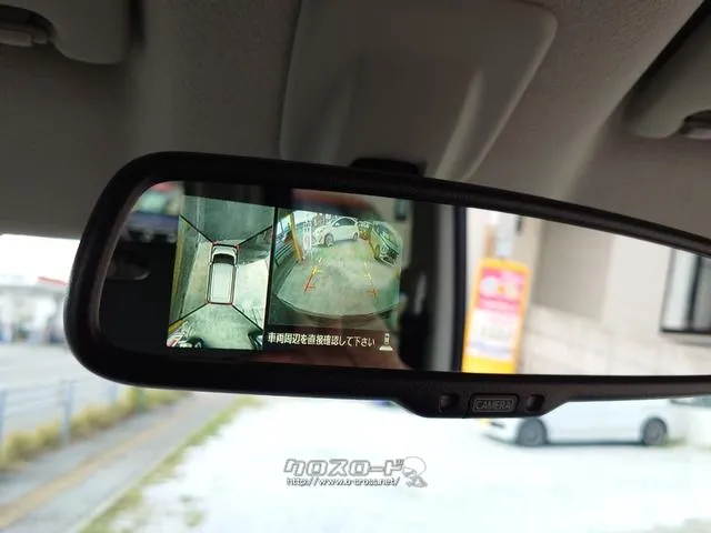 【全周囲カメラ】真上から車を見たようにモニターで確認ができる。是非実際の車で体感してみてください。 三菱 eKスペース