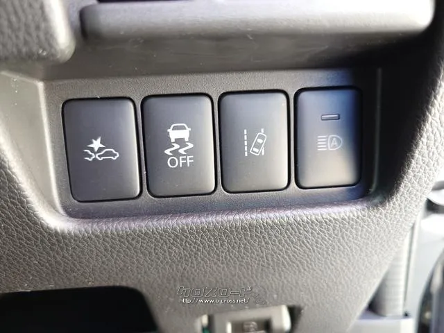 車線はみだしを知らせてくれる機能!レーンアシスト付! 三菱 eKスペース