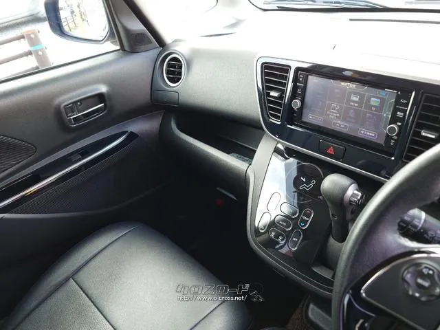 是非一度、実車を御覧ください。 三菱 eKスペース